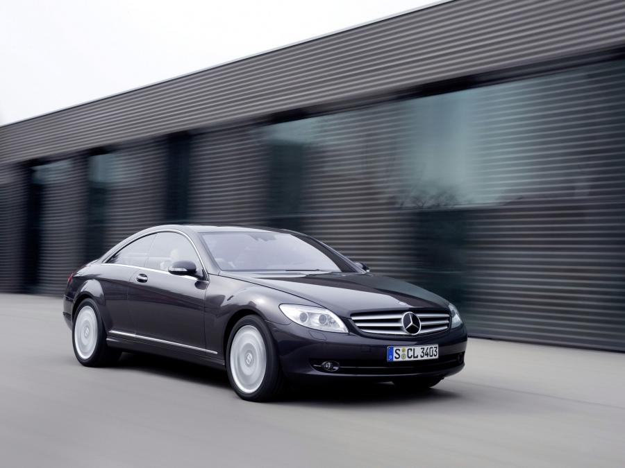  Mercedes-Benz CL500 4Matic 2008 года  (фото 4 из 16)